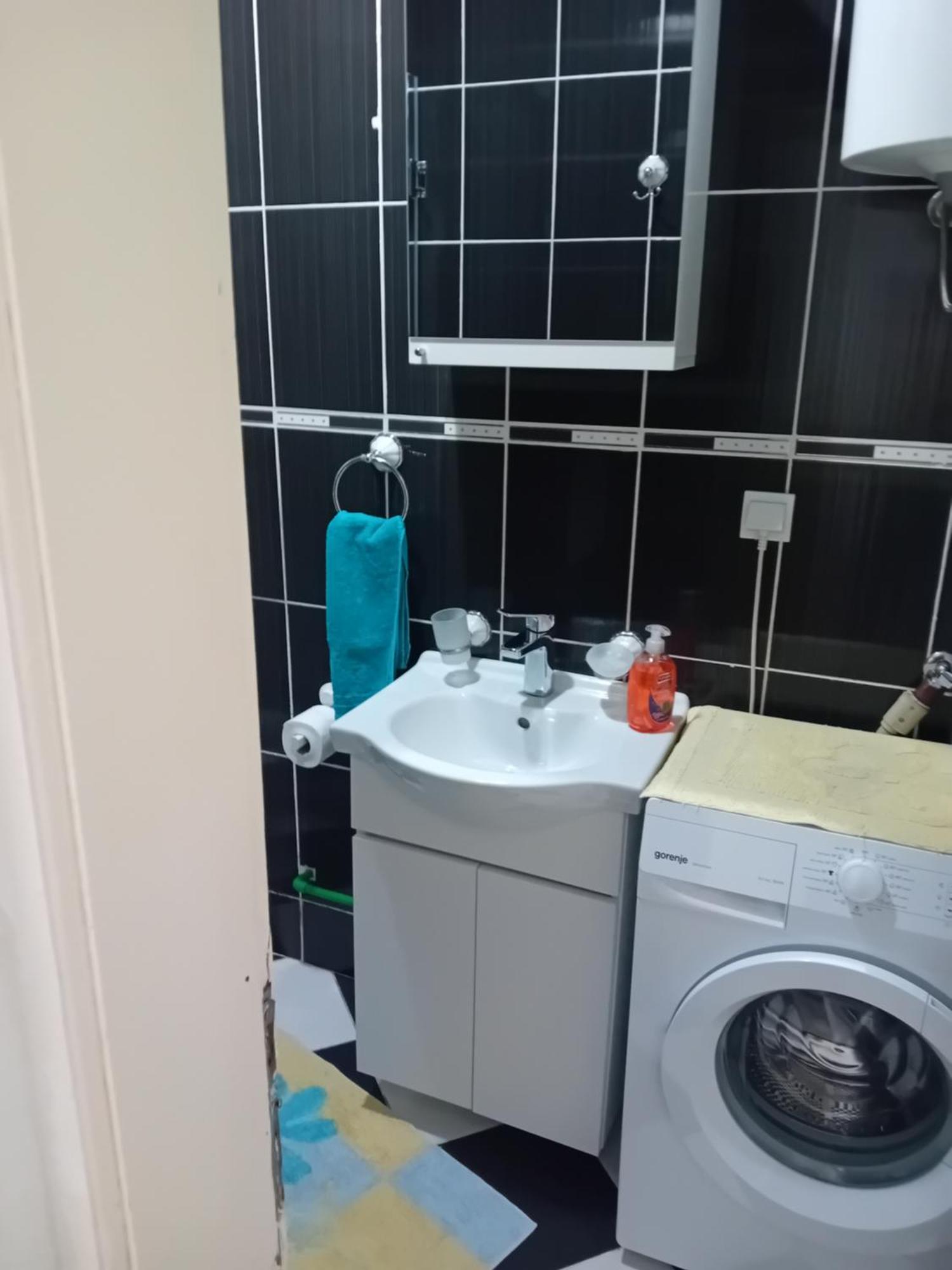Apartman,,Siv,, Prijevor บุดวา ภายนอก รูปภาพ